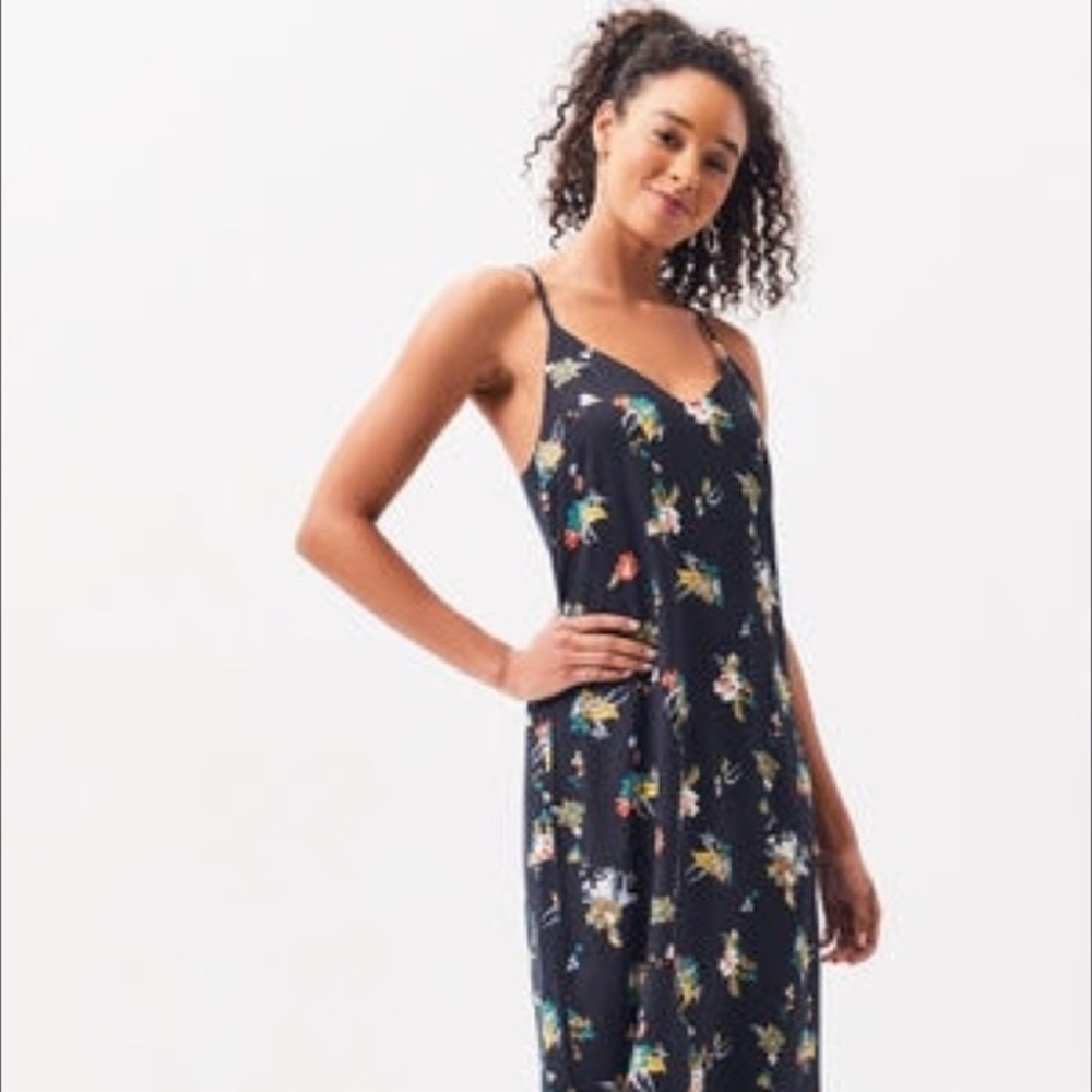 🔆RVCA🔆MADDOX MIDI DRESS - Picture 6 of 15